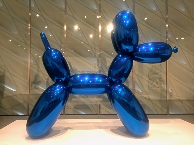 Jeff Koons balloon dog