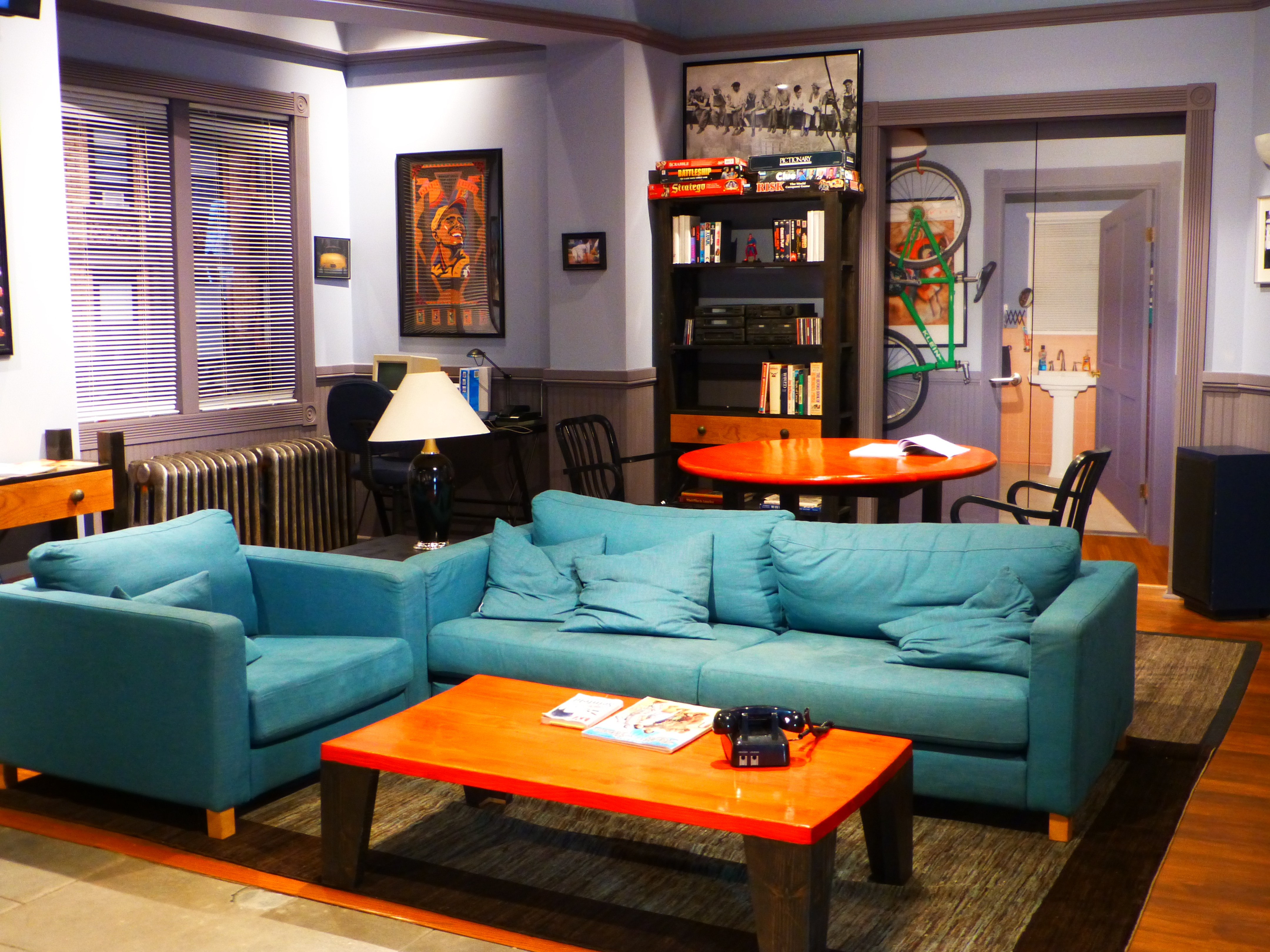 Seinfelds apartment at Sony