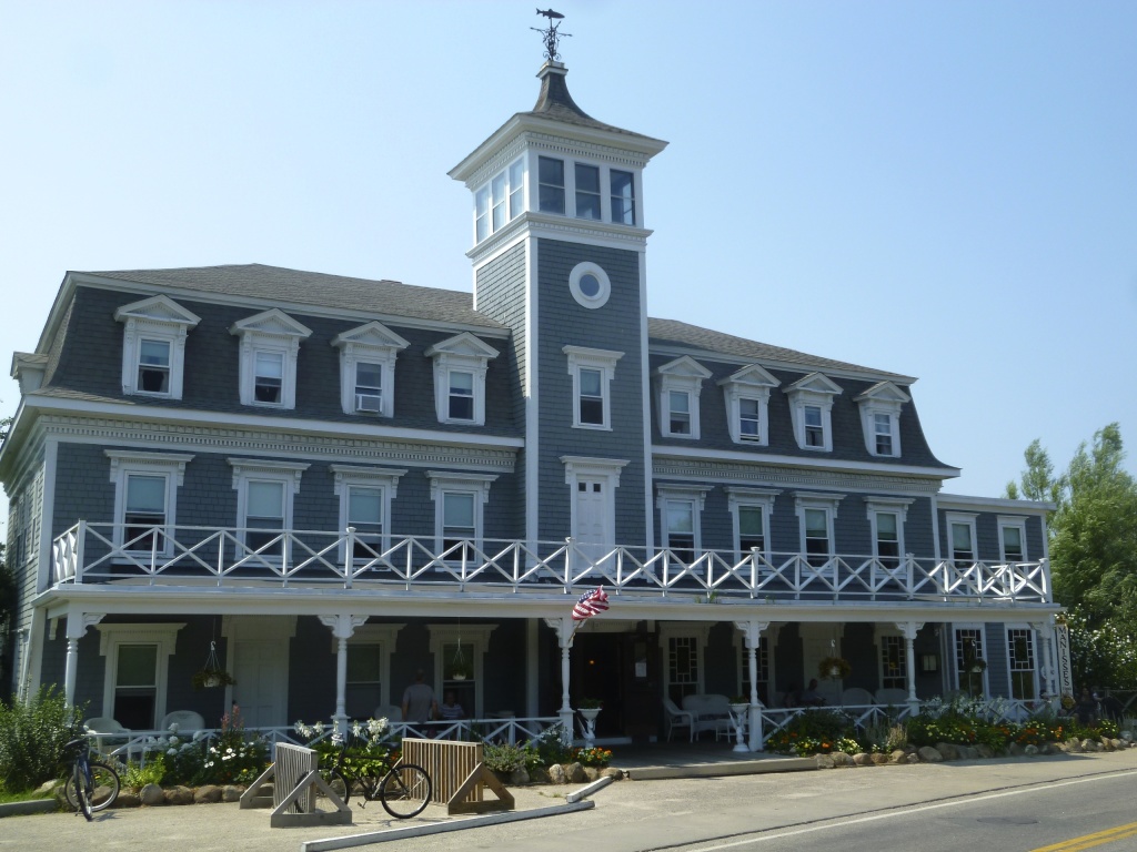 The Manisses Hotel
